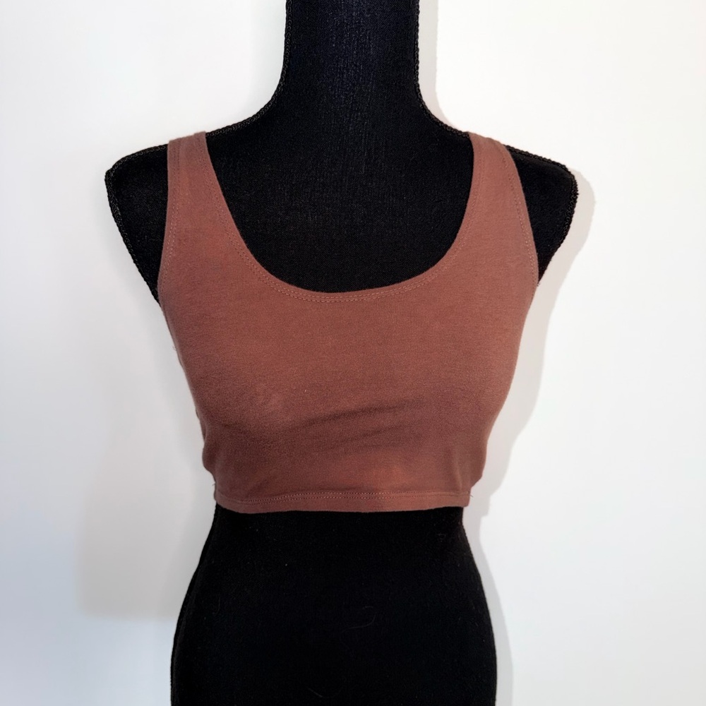 Women's Brown taupe Scoop Neck Cropped Tank Top